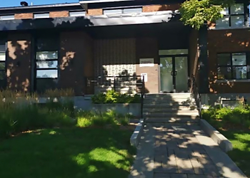 Cliniques Somnos Montréal - Montreal, QC Professionnels de la Santé du Sommeil - Clinic Exterior Image