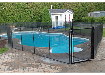 Saguenay fencing contractor Clôture Maximum