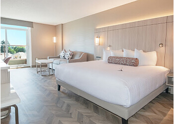 Victoria hotel Coast Victoria Hotel & Marina