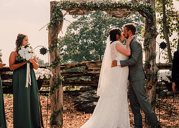 Belleville wedding photographer Colleen Haskell Photographs