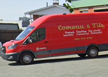 Comeau & Fils Inc - Granby, QC Plombiers - Truck Image