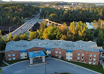 Comfort Inn & Suites Comfort Inn & Suites - Shawinigan, QC Hotels - Hotel Exterior Image