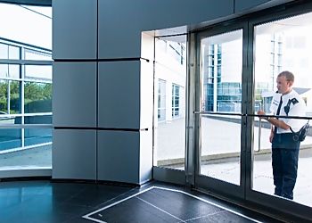 Commissionaires Victoria - Victoria, BC Security Guard Companies - Staff Image