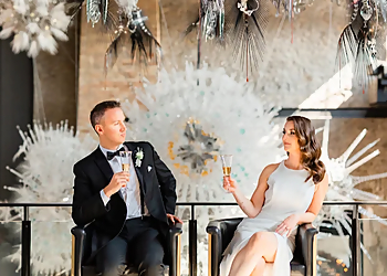 Confetti and Co. - Kitchener, ON Planificateurs De Mariage - Service Image