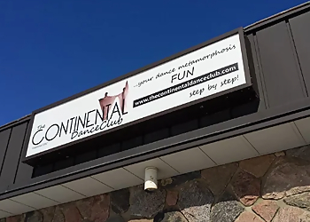 Continental Dance Club Continental Dance Club - Mississauga, ON Chorégraphie De Danse De Mariage - Dance Studio Exterior Image