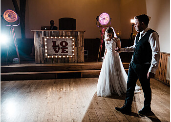 Regina Entertainment Companies Corporate Entertainment Regina Dj Service