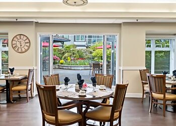 Richmond retirement home Courtyard Gardens Retirement Residence