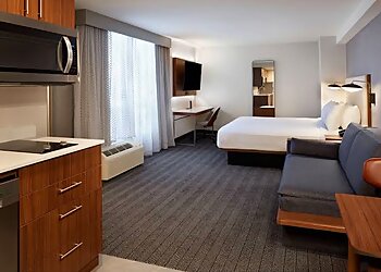 Kitchener hotel Courtyard by Marriott Kitchener