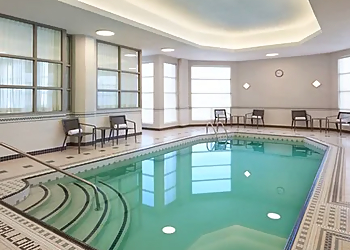 Courtyard by Marriott Kitchener - Kitchener, ON Hôtels - pool image
