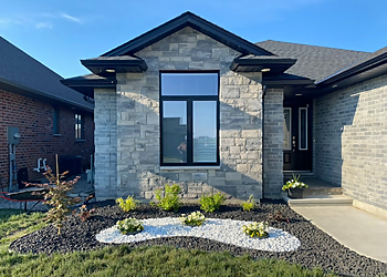 Sarnia Paysagistes Craievich Lawn & Landscaping Services Inc.