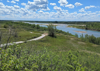 Saskatoon Hiking Trails Cranberry Flats Conservation Area