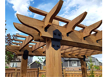 St Catharines fencing contractor Creative Decks Niagara