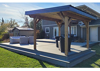 St Catharines fencing contractor Creative Decks Niagara