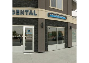Airdrie cosmetic dentist Creekside Dental