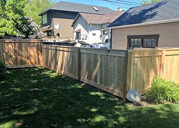Airdrie fencing contractor Cross Over Fence