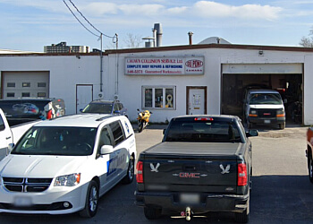 Kingston auto body shop Crown Collision Service image 1