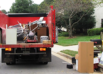 Blainville junk removal Crown Movers