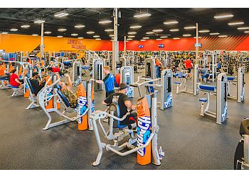 Kitchener gym Crunch Fitness Kitchener