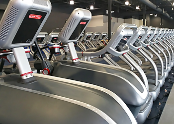 Welland gym Crunch Fitness Welland