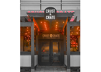 Ottawa pizza place Crust & Crate Fast Fired Pizza Pub