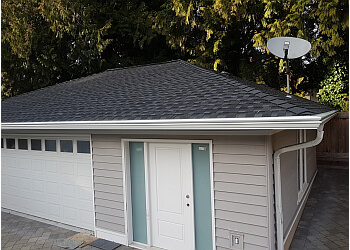 Abbotsford gutter cleaner Custom Fit Seamless Gutter Systems LTD.