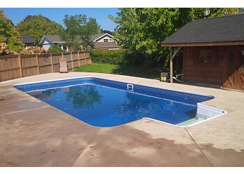 Stratford pool service Custom Leisure Scapes