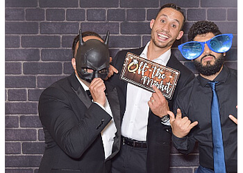 Edmonton Entreprises De Photomaton Cutiepics Productions