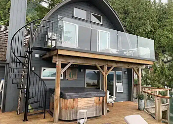 North Vancouver fencing contractor Cypress Railings & Gates