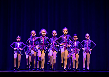 DANCE EXPRESSIONS DE DANSE - North Bay, ON écoles de danse - Student Image