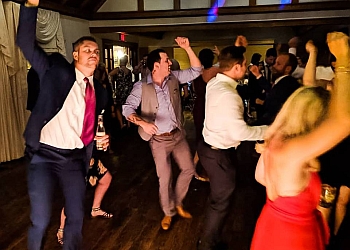 Oshawa Djs DJ LYNZ & Company