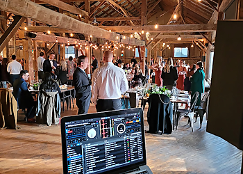 DJ Vibe - Cambridge, ON DJs - Service Highlights