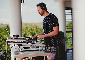 DJ in Muskoka DJ in Muskoka - Orillia, ON DJs - Professional Highlights