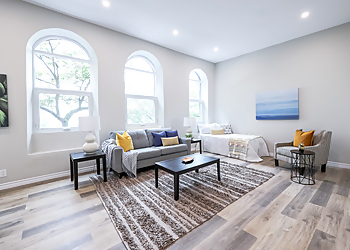 Sarnia Entrepreneurs En Clôtures DMC Custom Creations