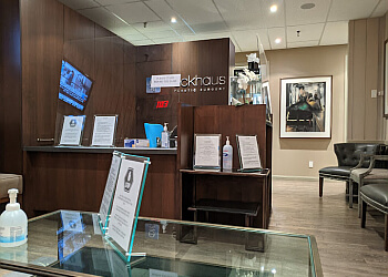 Ajax Chirurgien Plasticien Dr. Allan Eckhaus - ECKHAUS PLASTIC SURGERY