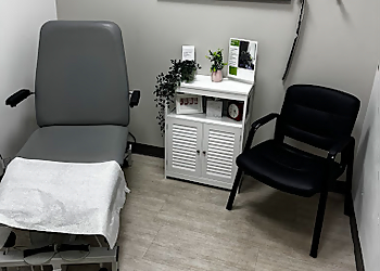 Ottawa chiropodist Alex Whyte - BARRHAVEN FOOT CARE & ORTHOTIC CLINIC