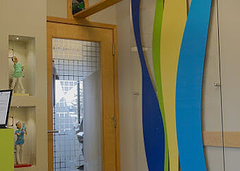 Edmonton children dentist Dr. Fardad M. Vaziri - CHILDRENS DENTAL CENTRE