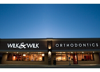 DR. KEVIN WILK, DMD - Cambridge, ON Orthodontistes