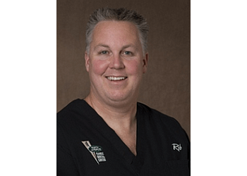 Orangeville cosmetic dentist DR. ROBERT VANGALEN - FIFTH AVENUE FAMILY DENTAL CENTRE