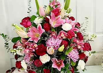 Daisy's Flower Boutique - Surrey, BC Florists - Sample Image