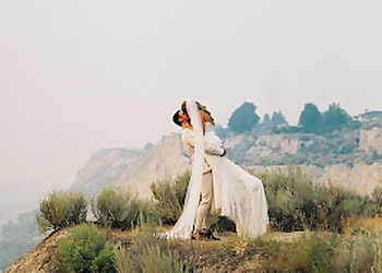 Kelowna wedding photographer Danae Marie Photography