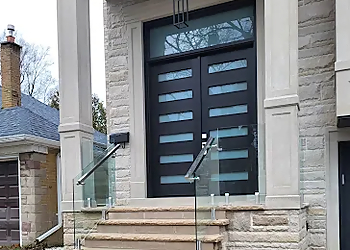 Richmond Hill painter Danyal painting