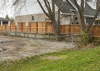 Milton fencing contractor Davis Fences