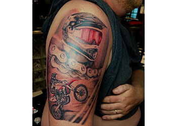 Niagara Falls tattoo shop Dawg Pound Tattoos & Piercing