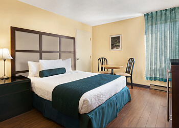 Blainville hotel Days Inn by Wyndham Blainville Conference Centre