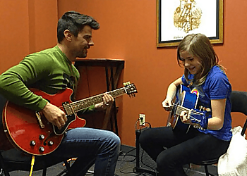 Day's Music - Red Deer, AB Music Schools - Training Image