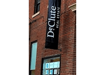 DeClute Real Estate