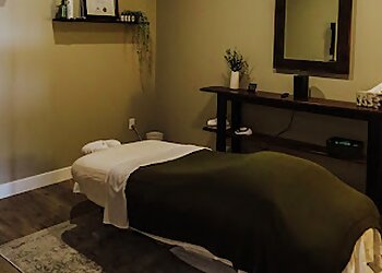 Kingston massage therapy Deep Rooted Massage Kingston image 1