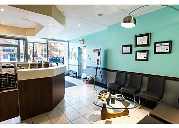 3 Meilleurs Podiatres Montr Al QC ThreeBestRated   DejanRadicDPMNDGPodiatryClinic Montreal QC 1 