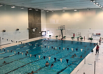 North Vancouver Centres De Loisirs Delbrook Community Recreation Centre