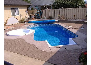 Kamloops pool service Desert Pools And Spas Ltd.